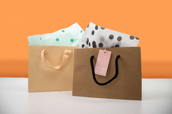 Cadeautasjes voor de retail: Luxe verpakkingen voor een optimale klantbeleving