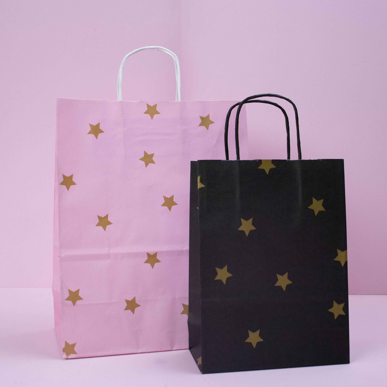 50x Papiertüten Stars Gold A3