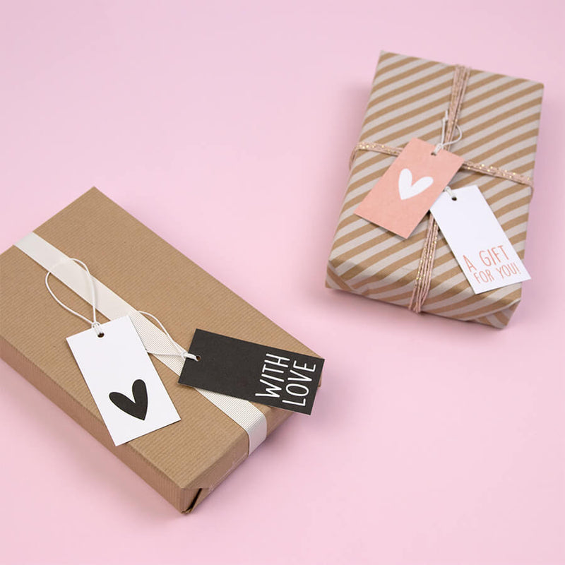 50x Geschenkanhänger Herz Weiß-Schwarz