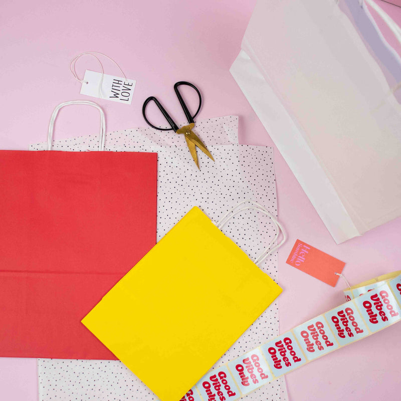50x Papiertüten rot in verschiedenen Größen