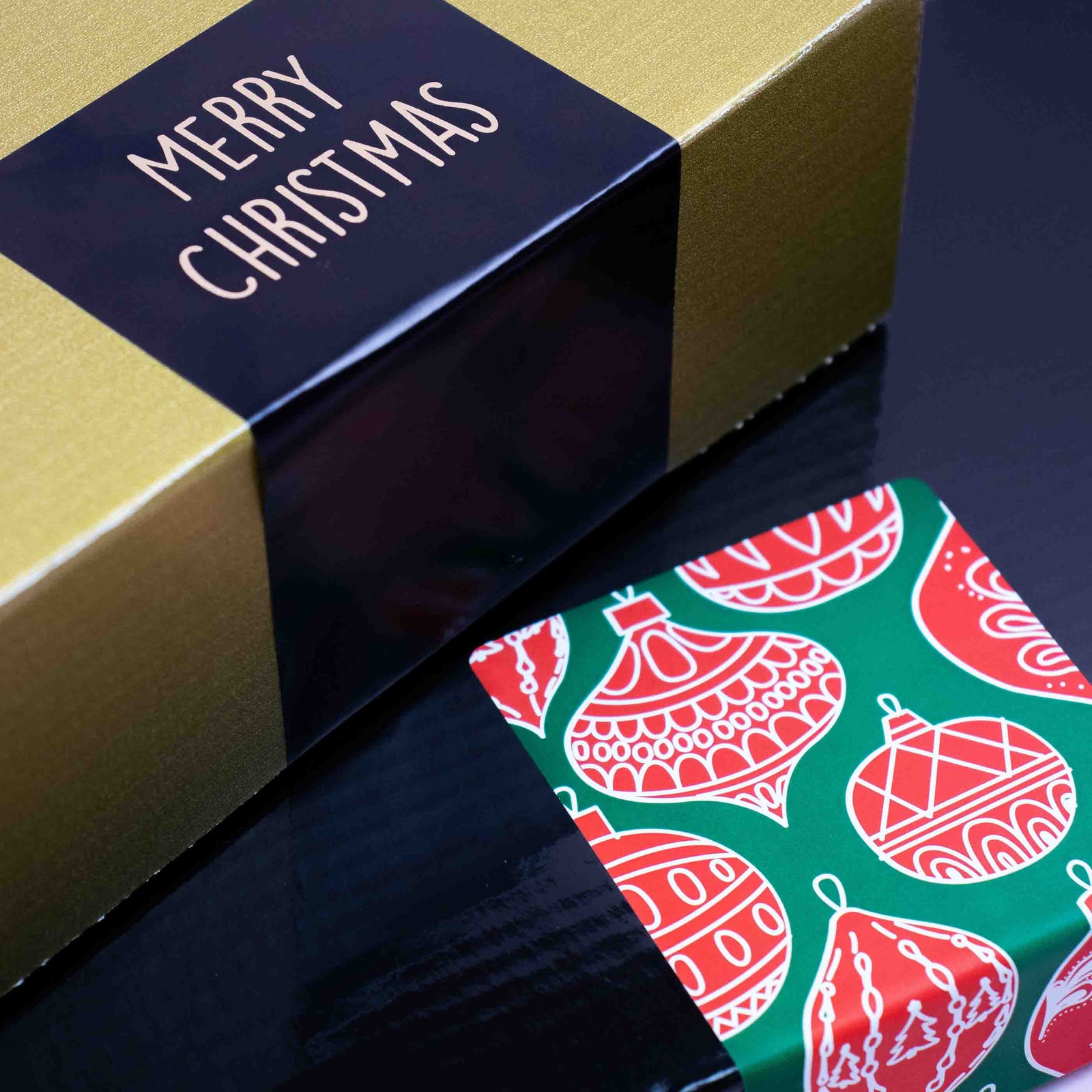 100x Verschlussaufkleber 'Merry Christmas' Schwarz/Gold