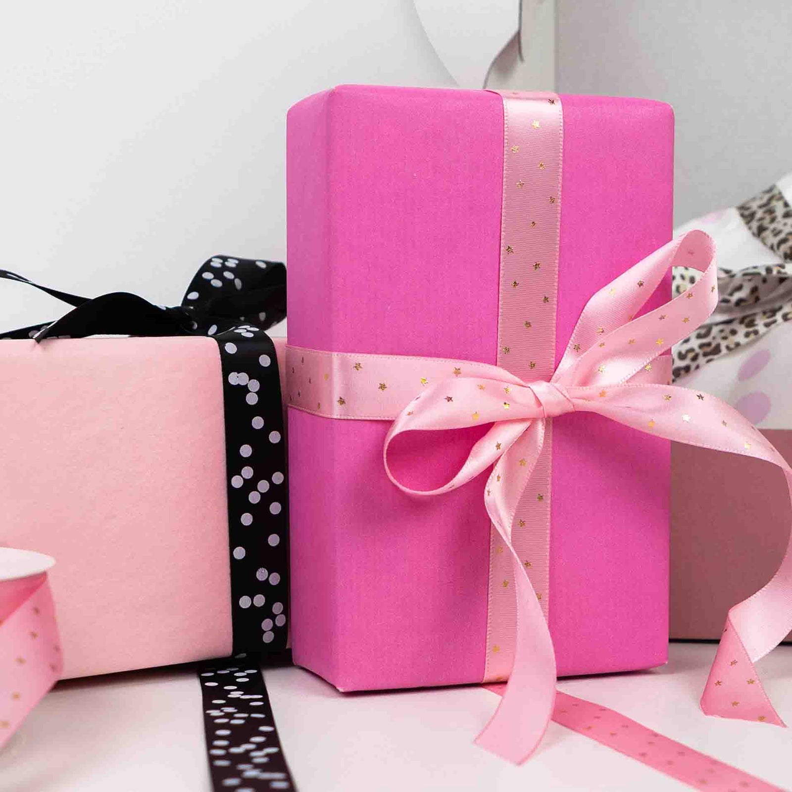 Geschenkpapier Rosa 50cm x 125mtr - Design 144