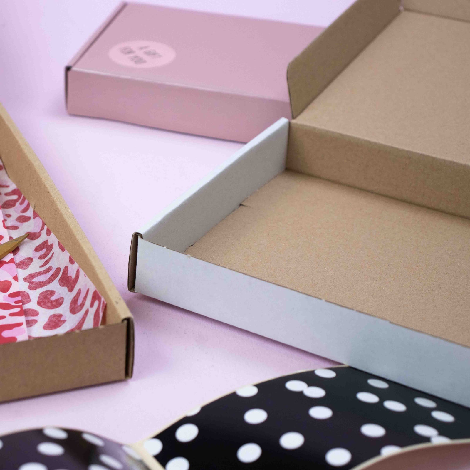 Maxibriefkartons Gold A5 mit NEON bedrucken lassen
